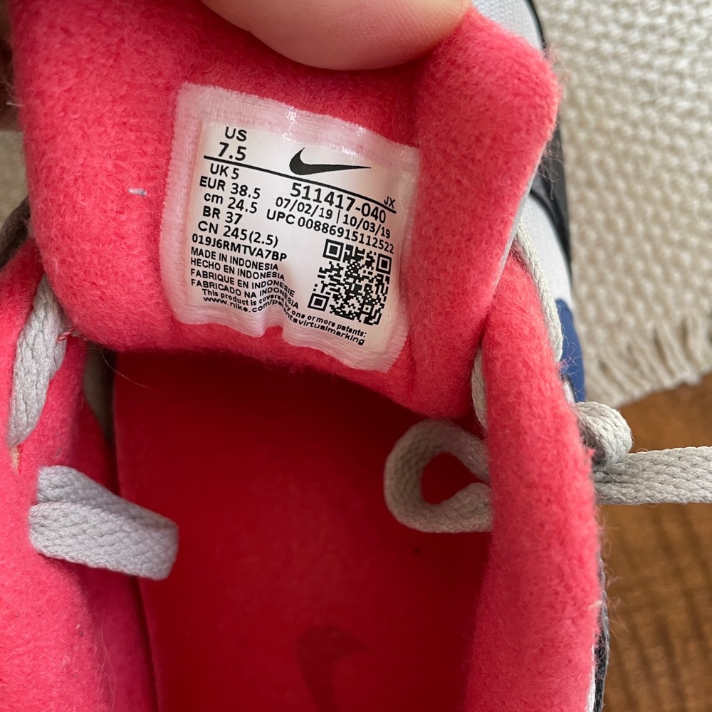 Nike Air - Picture 5 of 6